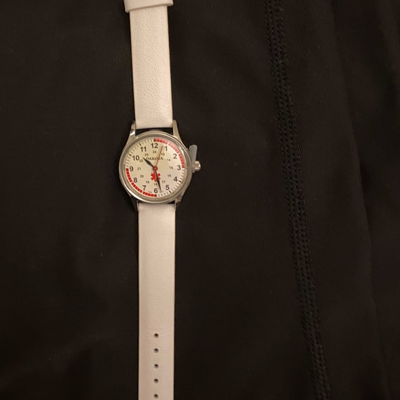 Brand new Dakota Nurses watch - Picture 2 of 6